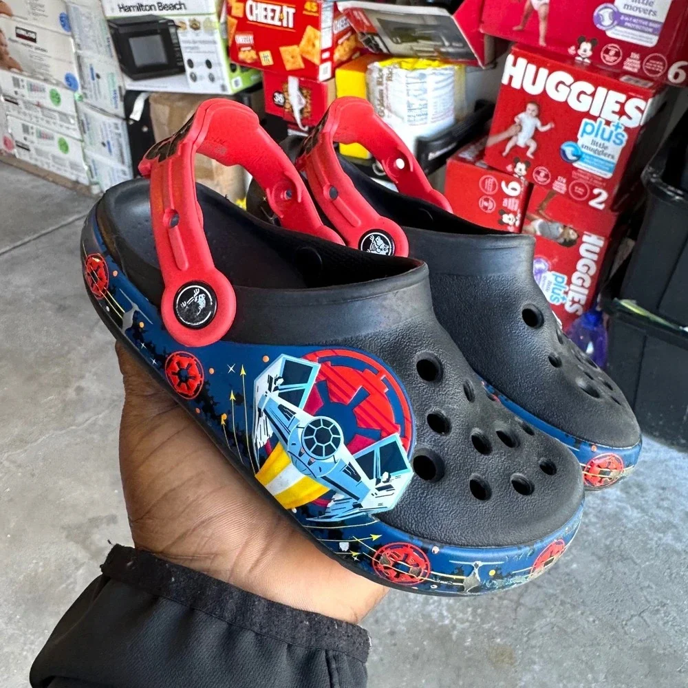 Crocs Kids Classic Star‎ Wars Theme Clogs Toddler Size 11 Blue Sandals